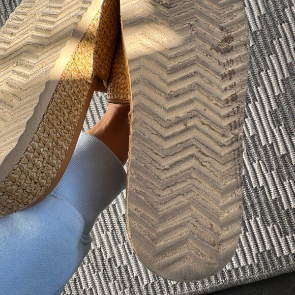 Steve Madden Kayley Sandal in Raffia - Picture 9 of 10